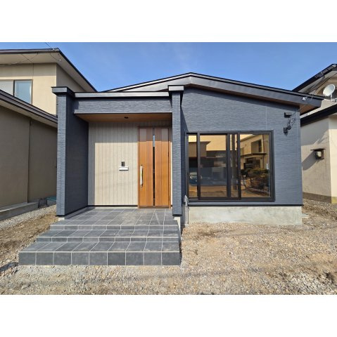 【くらしを変える平屋ご提案します！】昭和4丁目新築の外観