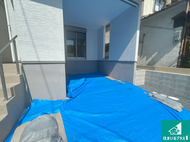 18(土)19(日)現地説明会開催中　高槻市氷室町　第2期　新築一戸建ての駐車場|駐車スペース！散水栓があるので、こまめに愛車を洗えます！