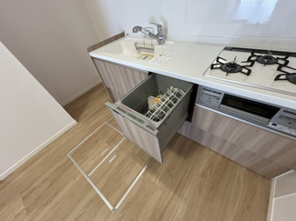 【その他】 | ハイラーク上大岡 | 食洗機は高温で高濃度の強力洗剤による高圧洗浄ができるため、手洗いよりも短時間で高い除菌効果が期待できます。