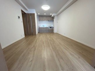 【居間・リビング】 | ハイラーク上大岡 | 約13.5帖のLDK