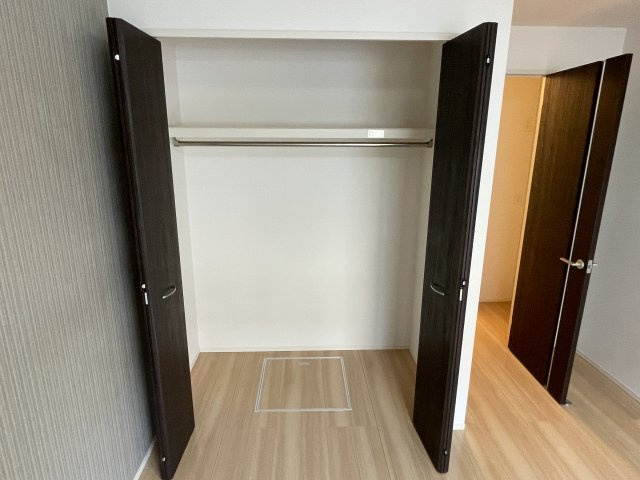 多摩市関戸２丁目のアパートの収納