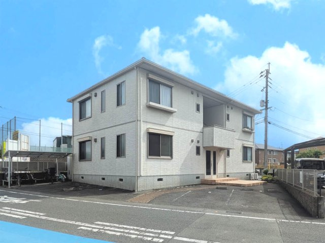 菊池郡菊陽町光の森４丁目のアパート