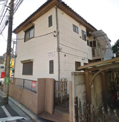 第一富士見コーポのエントランス