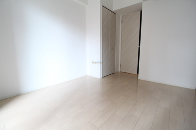 【寝室】 | セレニテ北浜