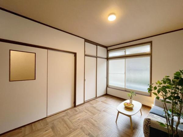 御堂町　中古一戸建ての内装|洋室6.0帖　クローゼット付き
■物件内覧・資金計画相談・住宅ローン相談、リフォーム相談、お問合せ受付中■
※当日・翌日のご内覧、ご相談はお電話でのお問合せがスムーズです！