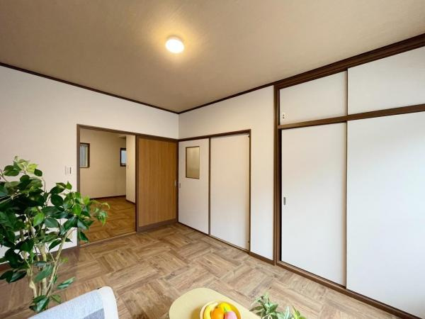 御堂町　中古一戸建ての子供部屋|洋室6.0帖　東向き
■物件内覧・資金計画相談・住宅ローン相談、リフォーム相談、お問合せ受付中■
※当日・翌日のご内覧、ご相談はお電話でのお問合せがスムーズです！