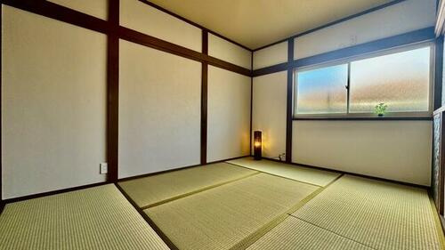 御堂町　中古一戸建ての寝室|和室6.0帖
■物件内覧・資金計画相談・住宅ローン相談、リフォーム相談、お問合せ受付中■
※当日・翌日のご内覧、ご相談はお電話でのお問合せがスムーズです！