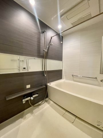 練馬区小竹町2丁目　メゾンセナリオ小竹町の浴室