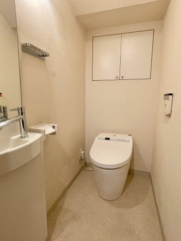 練馬区小竹町2丁目　メゾンセナリオ小竹町のトイレ