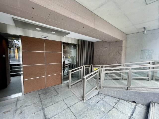 練馬区小竹町2丁目　メゾンセナリオ小竹町のエントランス