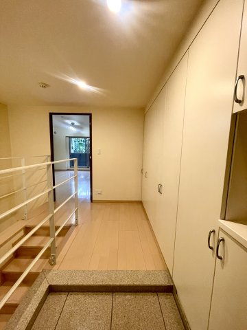 練馬区小竹町2丁目　メゾンセナリオ小竹町の玄関