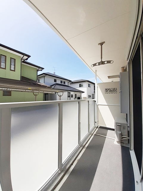 アルバス　ファーストのバルコニー