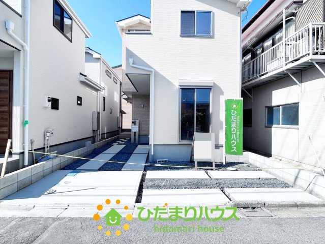 久喜市久喜東１丁目　新築一戸建て　01　アイタウンの駐車場|2025/11/07　撮影