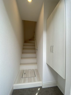 【玄関】 | アリヴィラ宮前