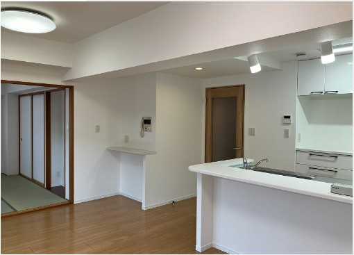 【居間・リビング】の画像