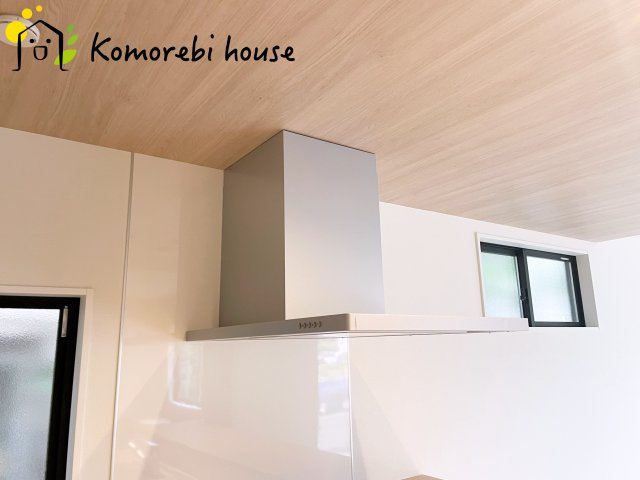 さいたま市北区日進町　31期　新築一戸建て　テラス　01のキッチン|きれいなキッチンです