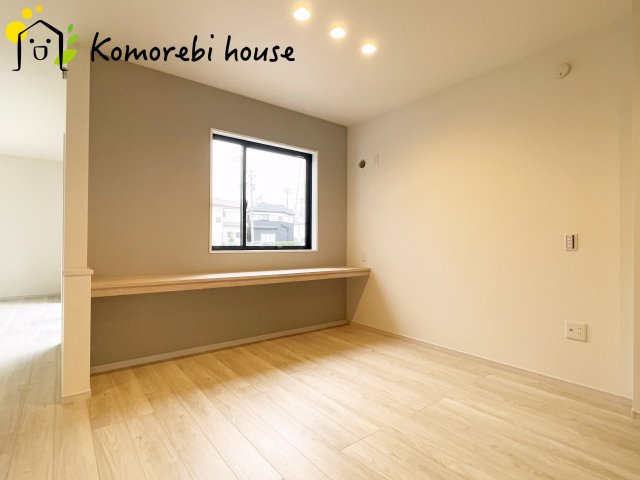 さいたま市北区日進町　31期　新築一戸建て　テラス　01の居間・リビング|カウンターです