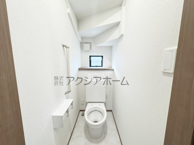所沢市若狭3丁目・全1棟　新築一戸建　～駅徒歩10分～のトイレ