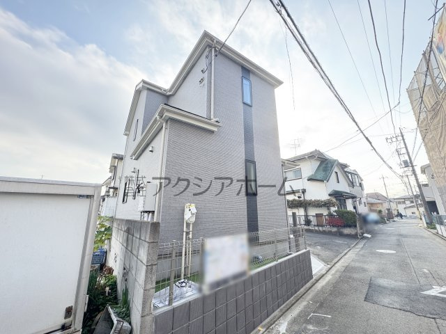 所沢市若狭3丁目・全1棟　新築一戸建　～駅徒歩10分～の外観