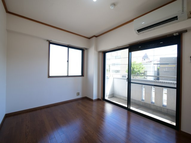 菱和パレス門田屋敷の洋室