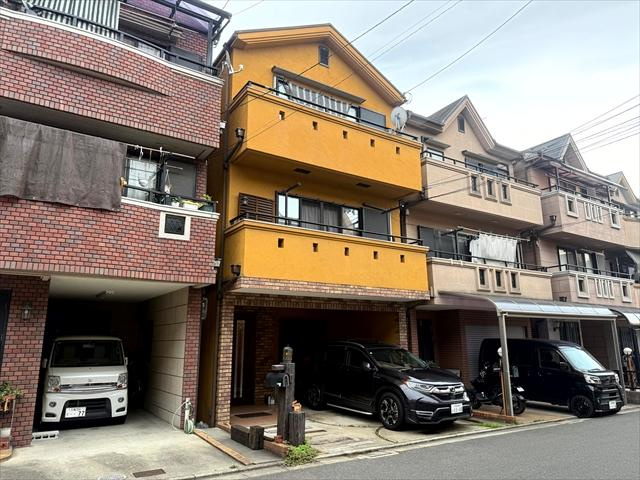 江端町　中古一戸建ての外観|新しい生活にいかがでしょうか？外観はお住まいの顔になります。こだわりたいポイントですね。外壁塗装や屋根塗装のご相談も承っております。
■現地内覧・資金計画相談・住宅ローン相談もお問合せ受付中■