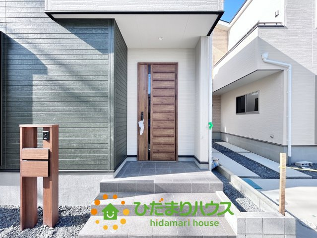 久喜市久喜東１丁目　新築一戸建て　02　アイタウンの玄関|2025/9/19　撮影