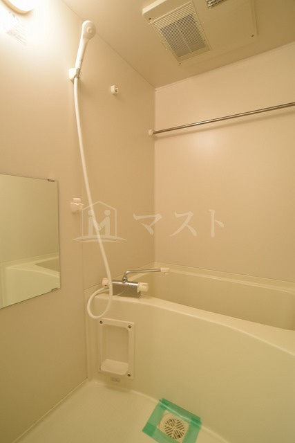 ONE ROOF FLAT FUKUSHIMAの浴室