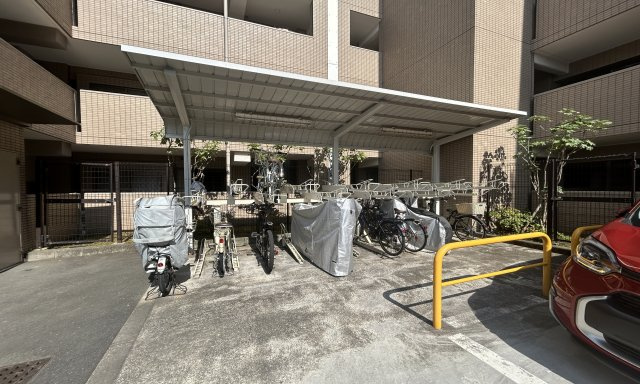 クリオ上大岡西壱番館の駐輪場