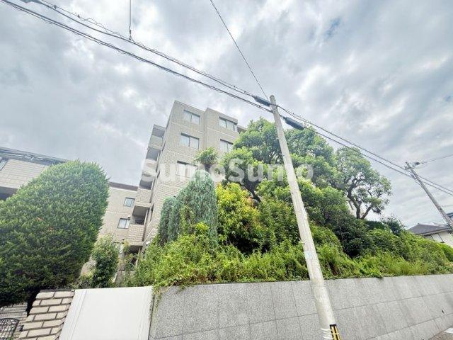 芦屋ガーデンの玄関