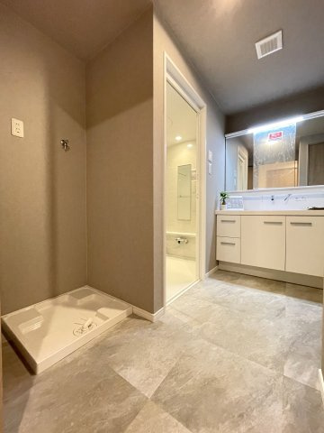 アバンエスパス烏丸御池の洗面所