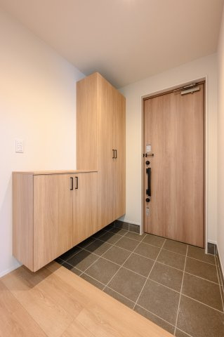 高崎市下之城の玄関|収納、広さも使いやすい玄関