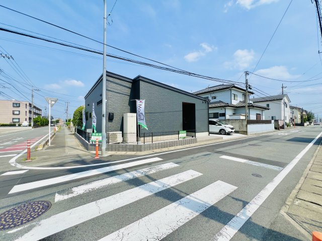 高崎市下之城の前面道路含む現地写真|暮らしやすい住環境◎