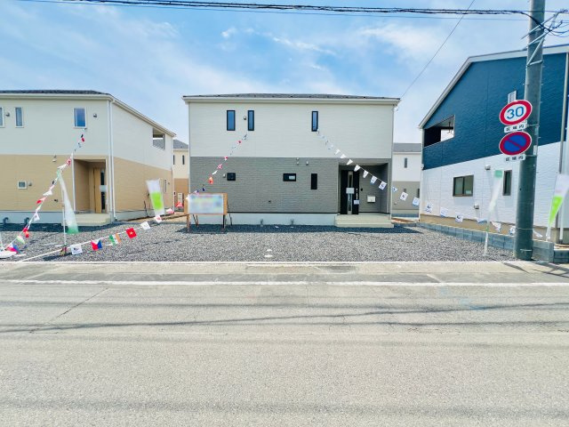伊勢崎市上泉町の外観|駐車スペース3台可◎