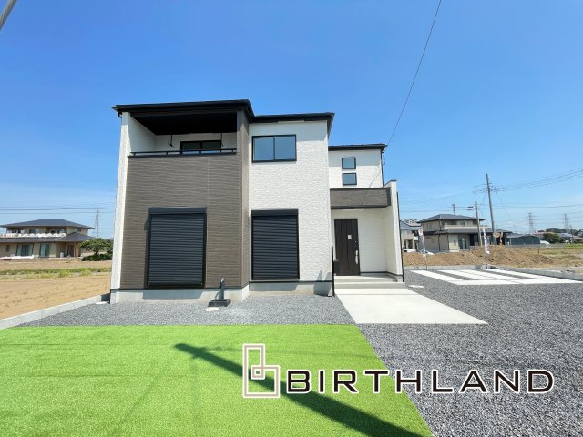 新築戸建・建売　太田市岩松町　GRAFARE　全3棟の外観|浴室乾燥機付きユニットバスなので冬場の入浴前も浴室を暖められるので快適です♪