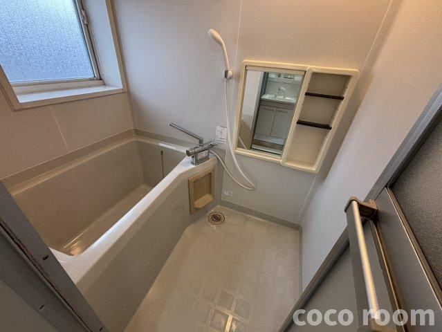 ヘリポートハウス　Ａの浴室