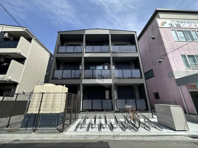 badge nagaseの外観