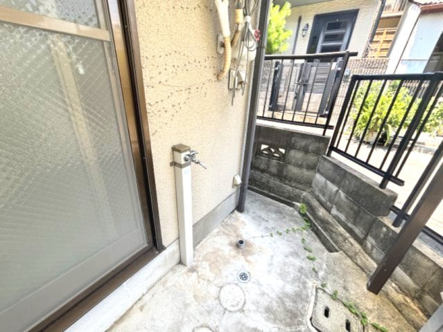 天城通5貸家の庭