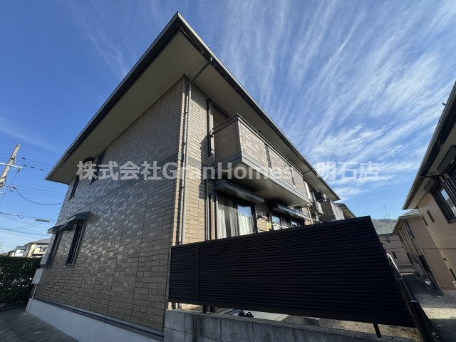 神戸市北区藤原台中町７丁目のアパート