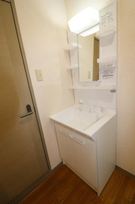 【独立洗面台】 | メゾン・パークス Ｂ | 洗面室