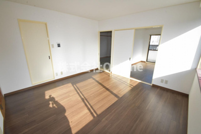 【洋室】 | グローリア八戸ノ里