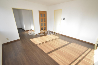 【居間・リビング】 | グローリア八戸ノ里