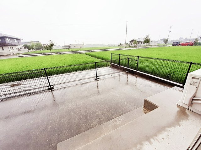 ビッグ　シャトーＥの庭