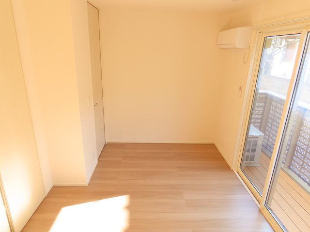 ウィット岩見の居間・リビング