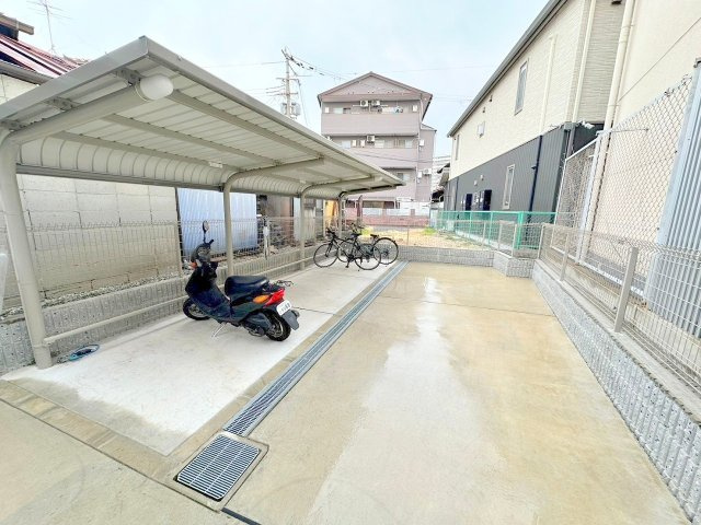 CONTE3の駐車場