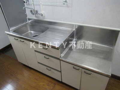 【キッチン】 | 光ハウス | キッチンでお料理をお楽しみください