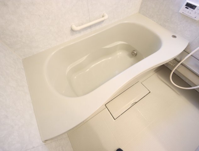 ルミエール南生駒Ⅲの浴室