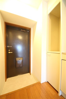 【玄関】 | プレサンス梅田西