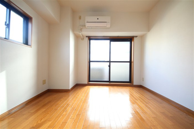 【居間・リビング】 | プレサンス梅田西