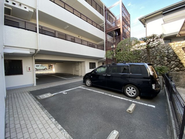 ウェルシー岡本のその他