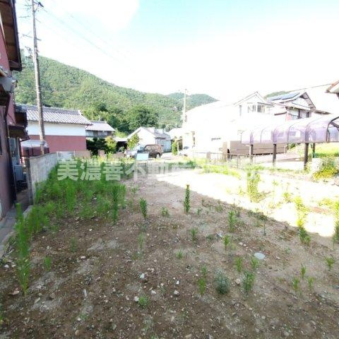 ６５６６６　岐阜市長良土地